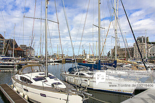 Europe  Belgium  West Flanders. Ostende. Harbour