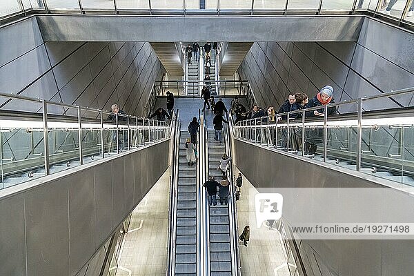 Kopenhagen  Dänemark  17. Februar 2017: Innenansicht der Metrostation Kongens Nytorv im Stadtzentrum  Europa