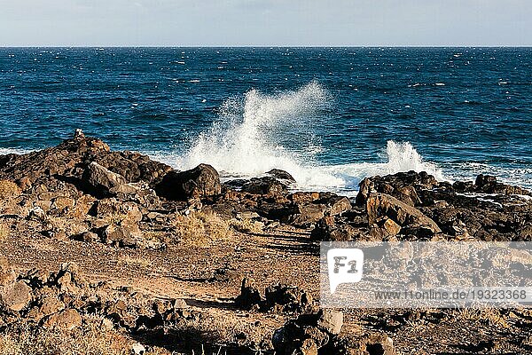 Küste auf Lanzarote  Kanarische Insel  Spanien  coast line on Lanzarote  Canary island  Spain  Europa