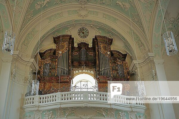 Orgel der barocken Basilika  Innenansicht  Empore  Gößweinstein  Fränkische Schweiz  Fränkische Alb  Oberfranken  Franken  Bayern  Deutschland  Europa