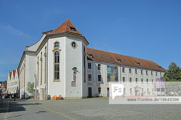 Prediger Museum und ehemaliges Dominikanerkloster  Palais  Schwäbisch Gmünd  Baden-Württemberg  Deutschland  Europa