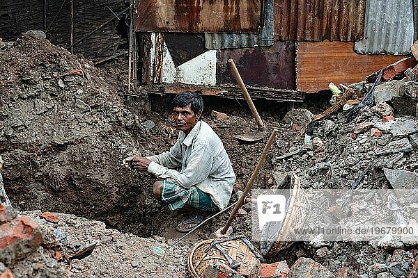 Bauarbeiter während einer Pause  Tejgaon Slum Area  Dhaka  Bangladesch  Asien