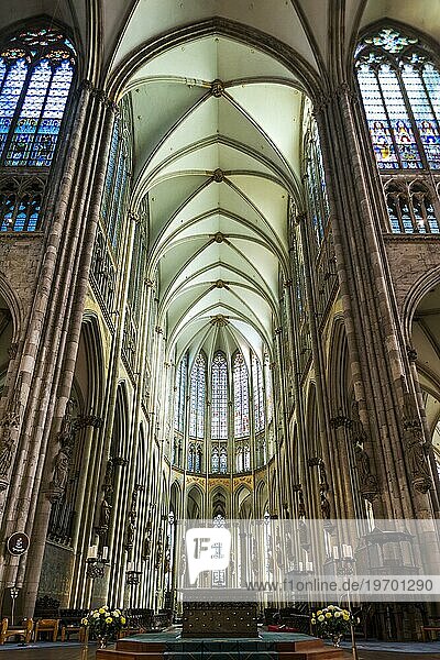 Innenansicht  Kölner Dom  UNESCO Welterbe  Köln  Nordrhein-Westfalen  Deutschland  Europa