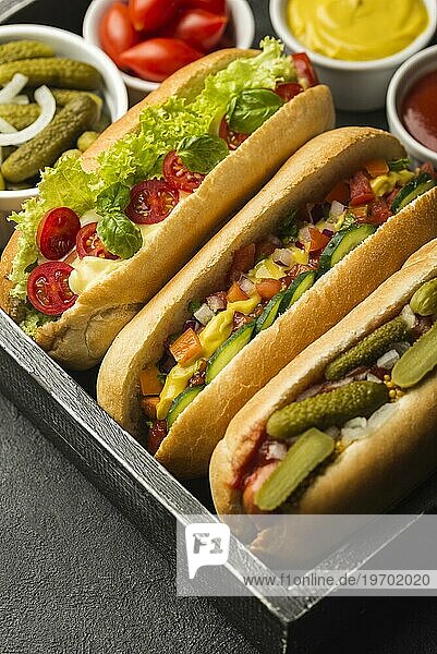 Hochwertige Hot Dogs mit Gemüse