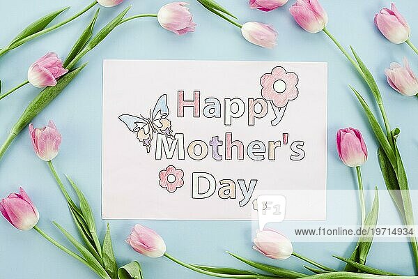Glückliche Mütter Tag Zeichenpapier mit rosa Tulpen