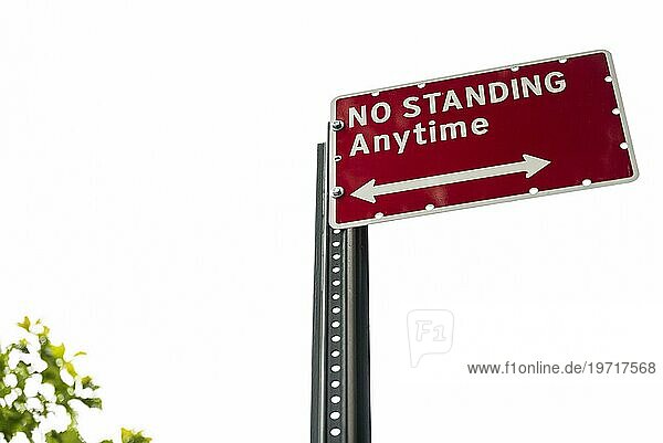 Straßenschild Stehen verboten in Großaufnahme