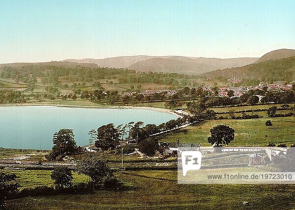 Llyn Tegid  englisch Bala Lake  ist das größte natürliche Gewässer in Wales  1880  Historisch  digital verbesserte Reproduktion eines Photochromdruck der damaligen Zeit
