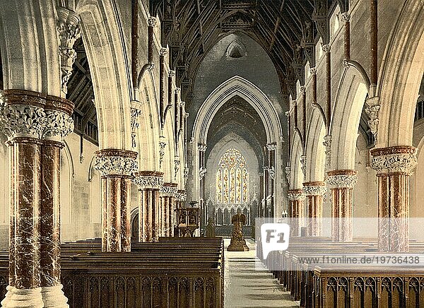 St. Margaret Kirche Innenraum in Bodelwyddan  eine Ortschaft sowie eine Community und ein Ward in der walisischen Principal Area Denbighshire  1880  Wales  Historisch  digital verbesserte Reproduktion eines Photochromdruck der damaligen Zeit