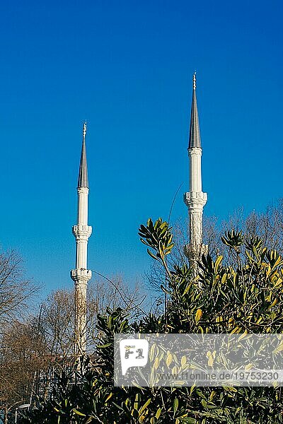 Minarett einer muslimischen Moschee Religion  Islam  Tourismus und Reisekonzepte