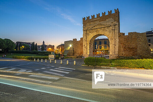 View of Arch of Augustus (Arco d'Augusto) at dusk  Rimini  Emilia-Romagna  Italy  Europe
