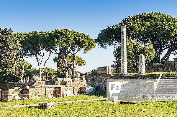 Runder Tempel (Tempio Rotondo), archäologische Stätte Ostia Antica, Ostia, Provinz Rom, Latium (Latium), Italien, Europa