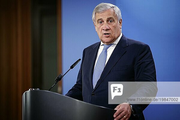 Antonio Tajani  Minister für auswärtige Angelegenheiten und internationale Zusammenarbeit der Italienischen Republik  aufgenommen während einer Pressekonferenz nach dem gemeinsamen Gespräch mit Annalena Bärbock  Bundesaussenministerin  hier nicht i