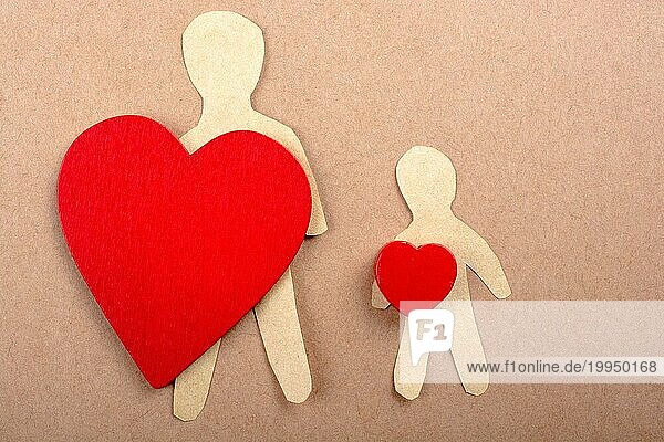 Liebe Konzept für mit Papier Herzen und Papier Mann