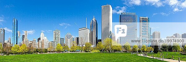 Chicago Skyline Wolkenkratzer Hochhäuser skyscraper Panorama in Chicago  USA  Nordamerika