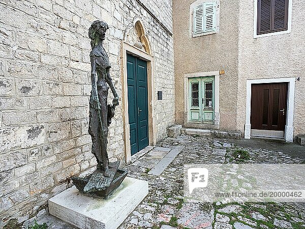 Musikerskulptur aus Bronze  Osor  Insel Cres  Kvarner Bucht  Kroatien  Europa