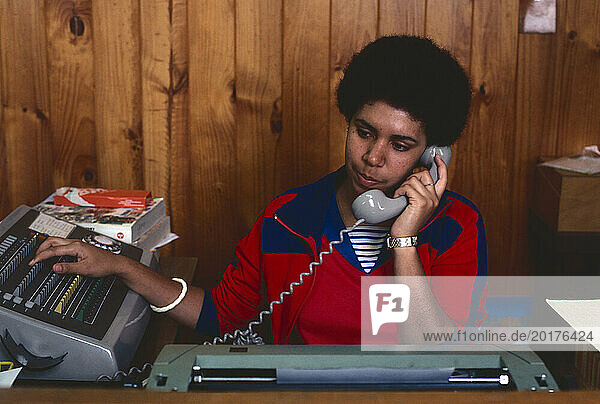 Papua New Guinea. Papuan young woman. Receptionist. Photo December 1982.