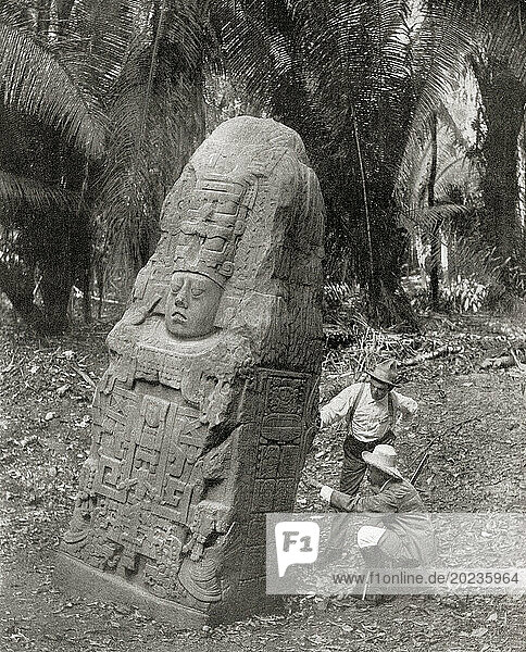 Quiriguá  Izabal  south-eastern Guatemala. UNESCO World Heritage Site. Señor Matheu and Señor Valdeavellano examining one of the monuments which had recently been discovered. From Mundo Grafico  published 1912.