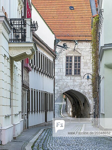 Archway at the town hall in the historic old town  alley with cobblestones  Mühlhausen  Thuringia  Germany  Europe