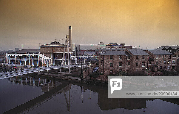 UK. England. Yorkshire. Leeds. Tetleys Brewery Wharf.
