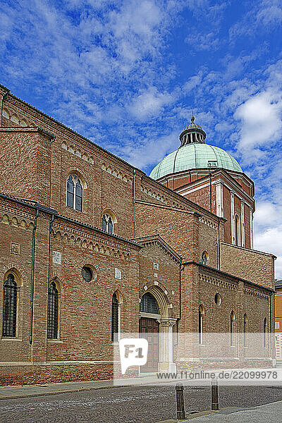 Kirche  Cattedrale di Santa Maria Annunciata