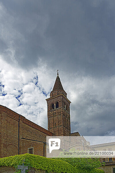 Kirche  Chiesa di Santa Corona