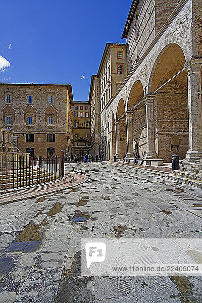 Dom  Kirche  Cattedrale di San Lorenzo
