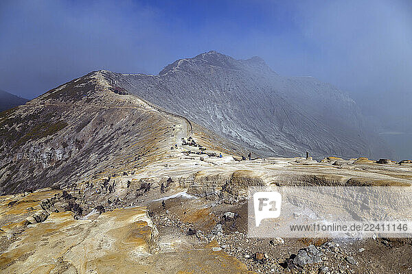 Indonesia  Java  scenic view of Ijen volcano