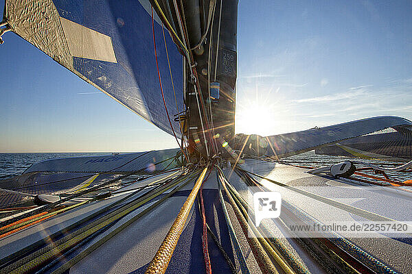 24 hours with French sailor François Gabart onboard his 100ft trimaran MACIF designed by the VPLP design team  this 30-metre wide  21 metre wide boat has been designed for solo sailing. A light boat (14.5 tonnes) with very fine hulls.