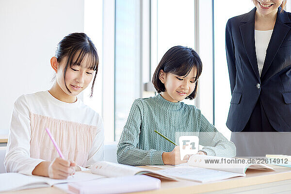 Young Japanese schoolkids