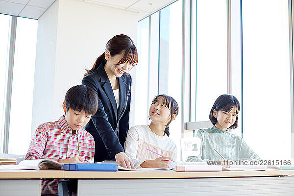 Young Japanese schoolkids