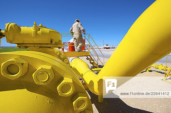 Oilfield operator makes his rounds