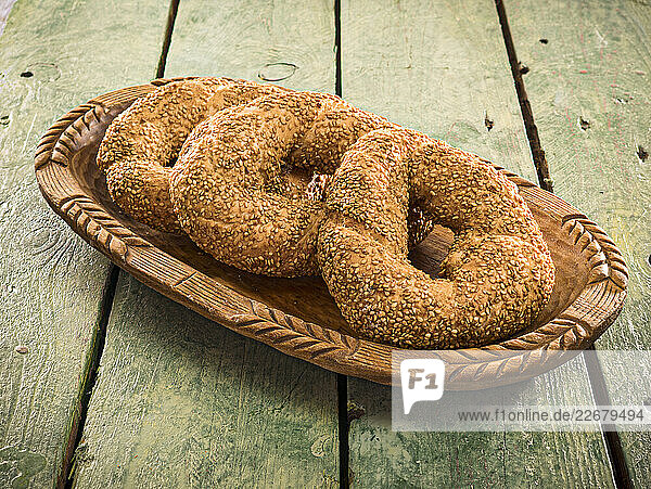 Drei Sesam-Kringel